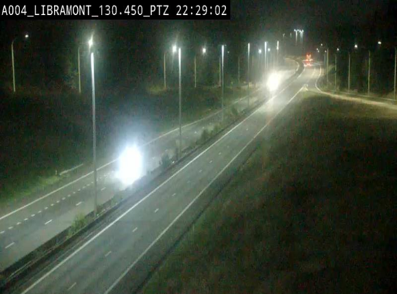 <h2>Webcam E411 à hauteur de la sortie 25 de Libramont menant vers Bouillon, Sedan et Reims via la N89. Vue orientée vers Bruxelles</h2>