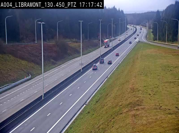 <h2>Webcam E411 à hauteur de la sortie 25 de Libramont menant vers Bouillon, Sedan et Reims via la N89. Vue orientée vers Bruxelles</h2>