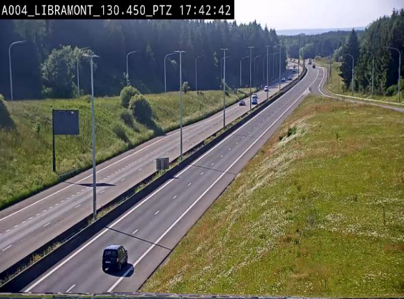 <h2>Webcam E411 à hauteur de la sortie 25 de Libramont menant vers Bouillon, Sedan et Reims via la N89. Vue orientée vers Bruxelles</h2>