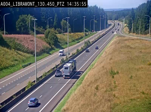 <h2>Webcam E411 à hauteur de la sortie 25 de Libramont menant vers Bouillon, Sedan et Reims via la N89. Vue orientée vers Bruxelles</h2>