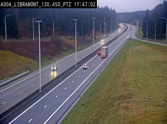 <h2>Webcam E411 à hauteur de la sortie 25 de Libramont menant vers Bouillon, Sedan et Reims via la N89. Vue orientée vers Bruxelles</h2>