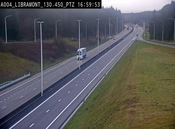 <h2>Webcam E411 à hauteur de la sortie 25 de Libramont menant vers Bouillon, Sedan et Reims via la N89. Vue orientée vers Bruxelles</h2>