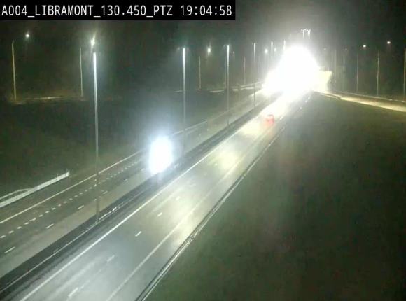 <h2>Webcam E411 à hauteur de la sortie 25 de Libramont menant vers Bouillon, Sedan et Reims via la N89. Vue orientée vers Bruxelles</h2>