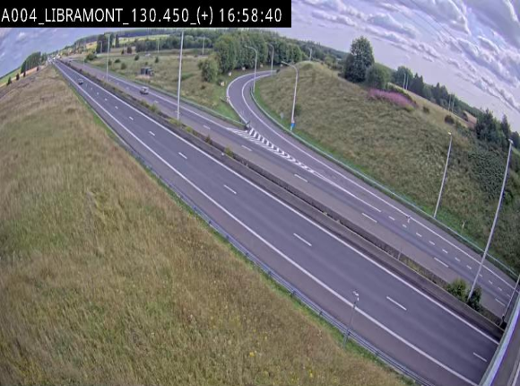 <h2>Webcam à Libramont sur l'E411 à la jonction avec la N89 menant vers Bouillon et la France. Vue orientée vers Arlon</h2>