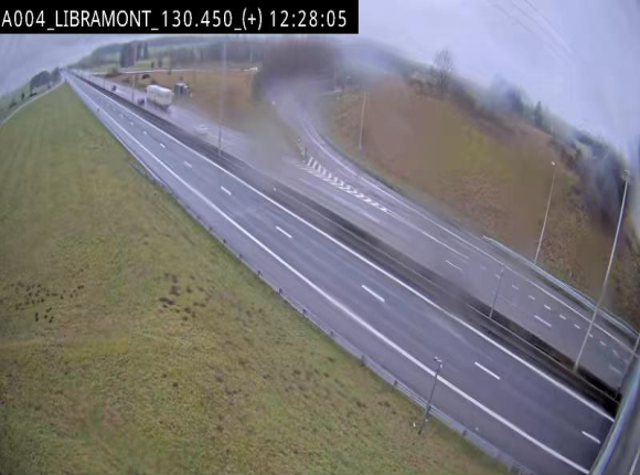 <h2>Webcam à Libramont sur l'E411 à la jonction avec la N89 menant vers Bouillon et la France. Vue orientée vers Arlon</h2>