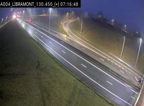 <h2>Webcam à Libramont sur l'E411 à la jonction avec la N89 menant vers Bouillon et la France. Vue orientée vers Arlon</h2>