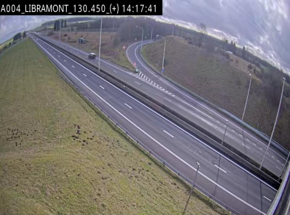 <h2>Webcam à Libramont sur l'E411 à la jonction avec la N89 menant vers Bouillon et la France. Vue orientée vers Arlon</h2>