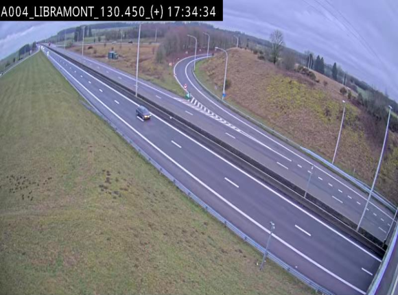 <h2>Webcam à Libramont sur l'E411 à la jonction avec la N89 menant vers Bouillon et la France. Vue orientée vers Arlon</h2>