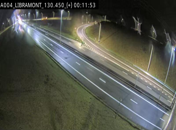 <h2>Webcam à Libramont sur l'E411 à la jonction avec la N89 menant vers Bouillon et la France. Vue orientée vers Arlon</h2>