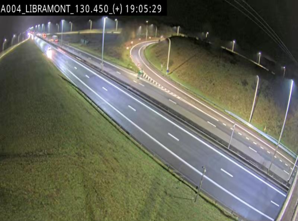 Webcam à Libramont sur l'E411 à la jonction avec la N89 menant vers Bouillon et la France. Vue orientée vers Arlon