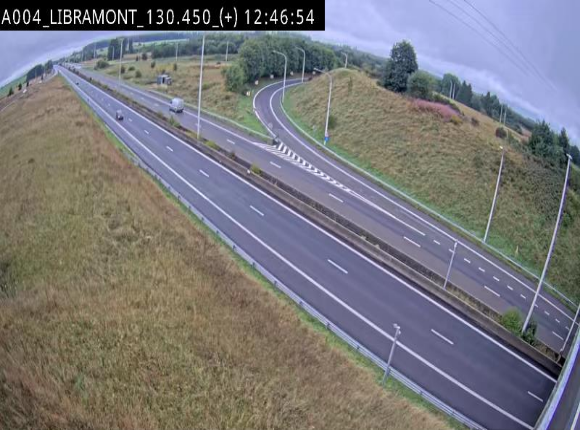 Webcam à Libramont sur l'E411 à la jonction avec la N89 menant vers Bouillon et la France. Vue orientée vers Arlon