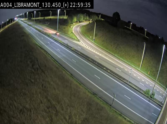Webcam à Libramont sur l'E411 à la jonction avec la N89 menant vers Bouillon et la France. Vue orientée vers Arlon