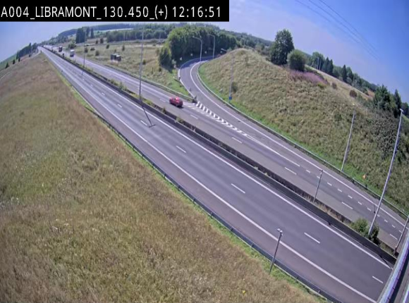 <h2>Webcam à Libramont sur l'E411 à la jonction avec la N89 menant vers Bouillon et la France. Vue orientée vers Arlon</h2>