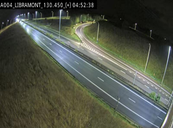 <h2>Webcam à Libramont sur l'E411 à la jonction avec la N89 menant vers Bouillon et la France. Vue orientée vers Arlon</h2>