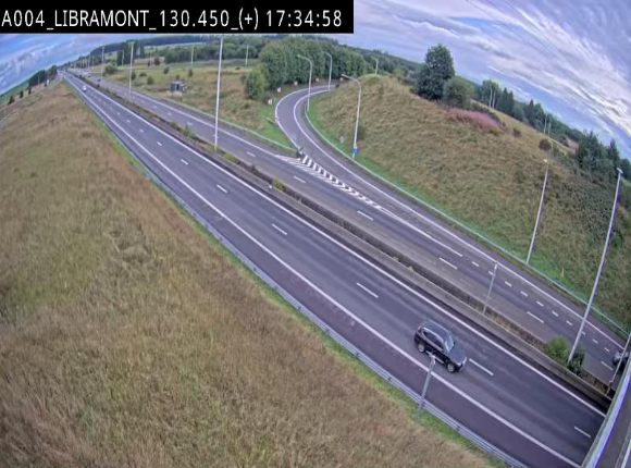 <h2>Webcam à Libramont sur l'E411 à la jonction avec la N89 menant vers Bouillon et la France. Vue orientée vers Arlon</h2>