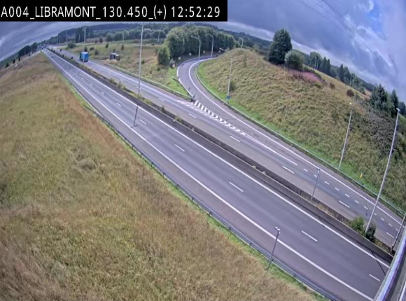 <h2>Webcam à Libramont sur l'E411 à la jonction avec la N89 menant vers Bouillon et la France. Vue orientée vers Arlon</h2>