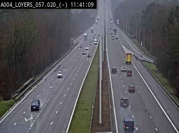 <h2>Webcam E411 au niveau du viaduc de Beez à Loyers, entre Champion et Warissoulx. Vue orientée vers Bruxelles</h2>