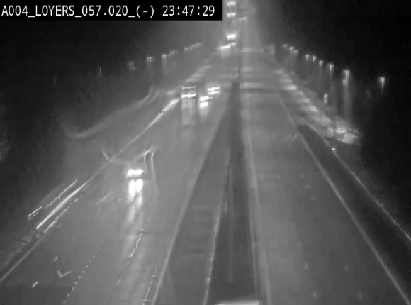 Webcam E411 au niveau du viaduc de Beez à Loyers, entre Champion et Warissoulx. Vue orientée vers Bruxelles