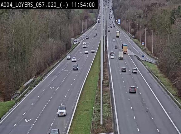 <h2>Webcam E411 au niveau du viaduc de Beez à Loyers, entre Champion et Warissoulx. Vue orientée vers Bruxelles</h2>