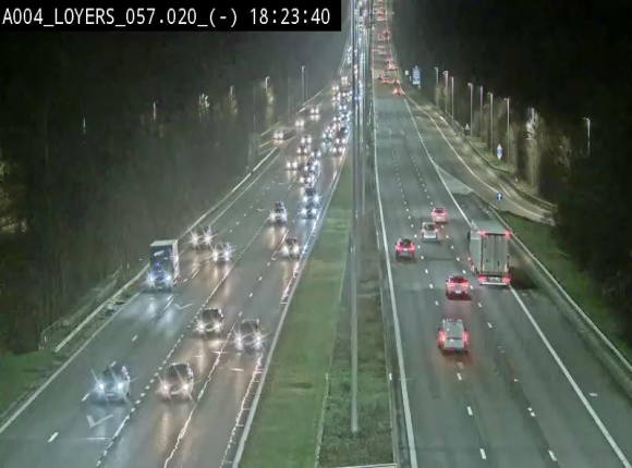 <h2>Webcam E411 au niveau du viaduc de Beez à Loyers, entre Champion et Warissoulx. Vue orientée vers Bruxelles</h2>