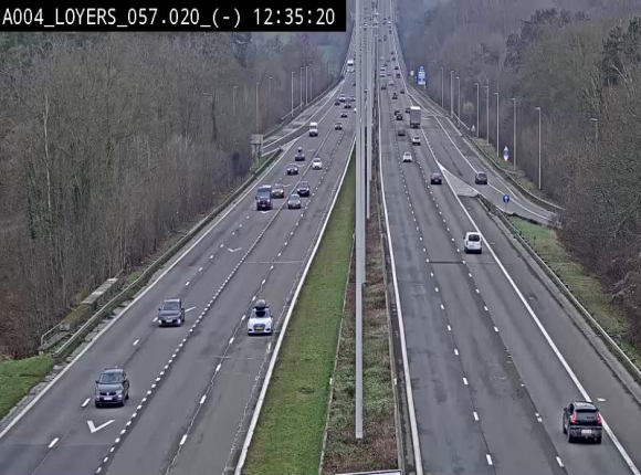 <h2>Webcam E411 au niveau du viaduc de Beez à Loyers, entre Champion et Warissoulx. Vue orientée vers Bruxelles</h2>