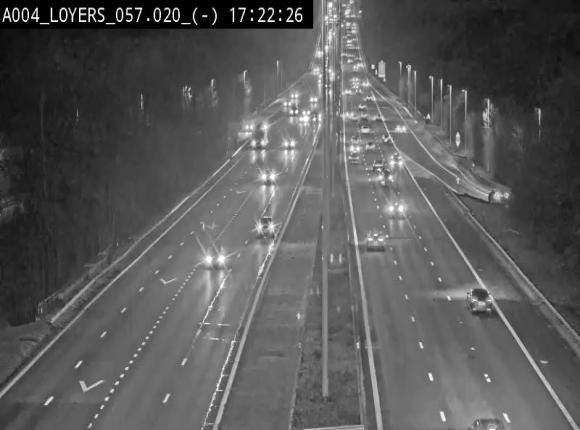 <h2>Webcam E411 au niveau du viaduc de Beez à Loyers, entre Champion et Warissoulx. Vue orientée vers Bruxelles</h2>