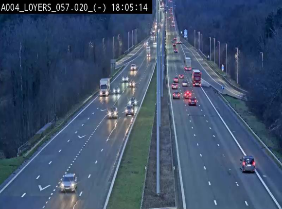 <h2>Webcam E411 au niveau du viaduc de Beez à Loyers, entre Champion et Warissoulx. Vue orientée vers Bruxelles</h2>