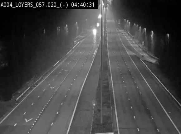 <h2>Webcam E411 au niveau du viaduc de Beez à Loyers, entre Champion et Warissoulx. Vue orientée vers Bruxelles</h2>