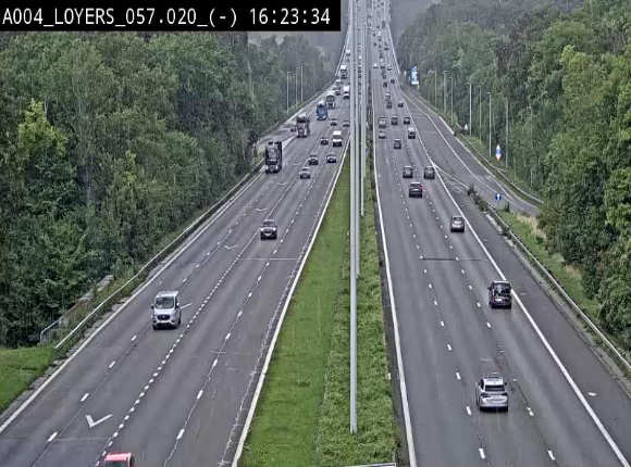 <h2>Webcam E411 au niveau du viaduc de Beez à Loyers, entre Champion et Warissoulx. Vue orientée vers Bruxelles</h2>