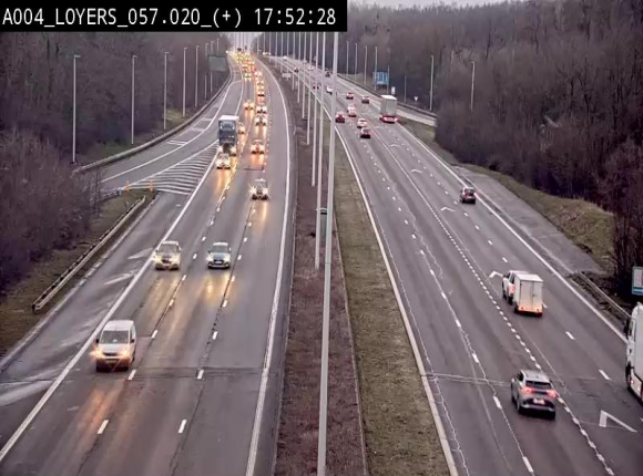 <h2>Webcam dans la montée de Loyers sur l'E411, après le viaduc de Beez en venant de Namur et en direction du Luxembourg</h2>