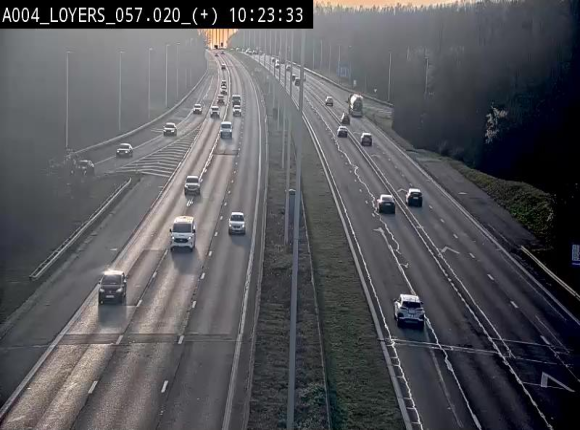 Webcam dans la montée de Loyers sur l'E411, après le viaduc de Beez en venant de Namur et en direction du Luxembourg