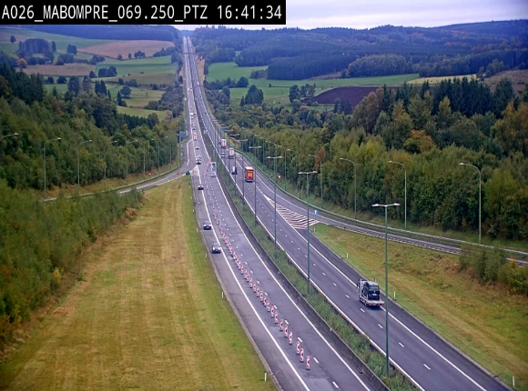 <h2>Webcam E25 (A26) à Mabompré. Vue orientée vers Liège</h2>