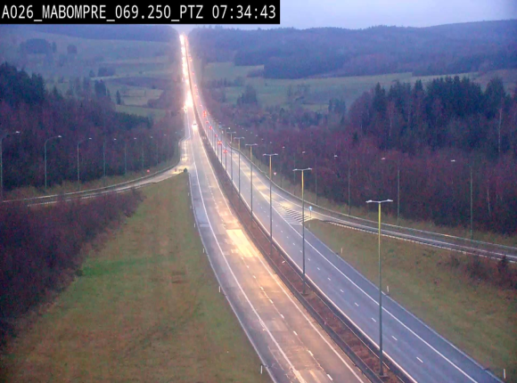 <h2>Webcam E25 (A26) à Mabompré. Vue orientée vers Liège</h2>