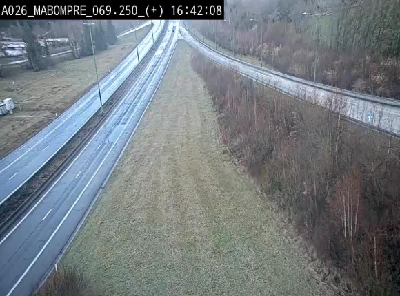 <h2>Webcam E25 (A26) à Mabompré. Vue orientée vers le Luxembourg</h2>