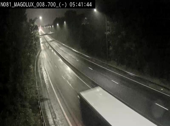 <h2>Webcam sur la N81 (E411) à hauteur de la jonction avec la N883. Vue orientée vers Arlon</h2>