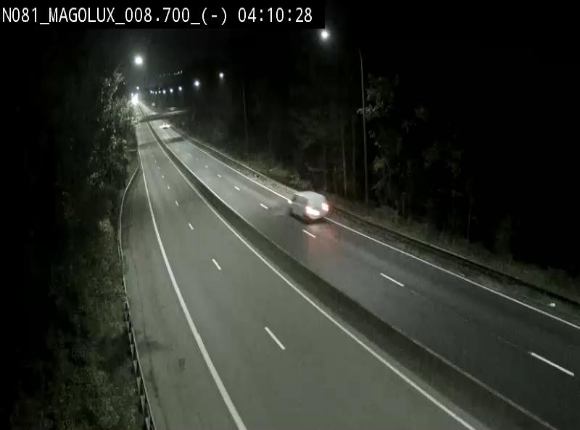 <h2>Webcam sur la N81 (E411) à hauteur de la jonction avec la N883. Vue orientée vers Arlon</h2>