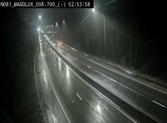 <h2>Webcam sur la N81 (E411) à hauteur de la jonction avec la N883. Vue orientée vers Arlon</h2>