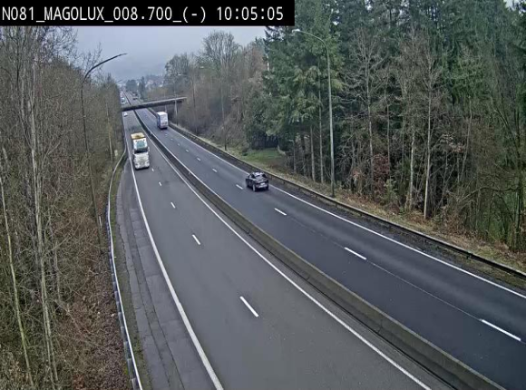 <h2>Webcam sur la N81 (E411) à hauteur de la jonction avec la N883. Vue orientée vers Arlon</h2>