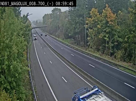 <h2>Webcam sur la N81 (E411) à hauteur de la jonction avec la N883. Vue orientée vers Arlon</h2>