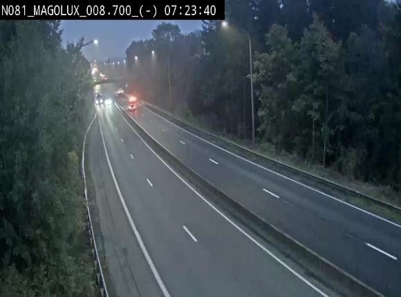 <h2>Webcam sur la N81 (E411) à hauteur de la jonction avec la N883. Vue orientée vers Arlon</h2>