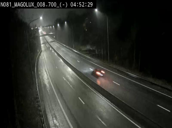 <h2>Webcam sur la N81 (E411) à hauteur de la jonction avec la N883. Vue orientée vers Arlon</h2>