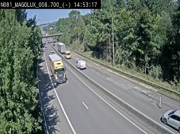 <h2>Webcam sur la N81 (E411) à hauteur de la jonction avec la N883. Vue orientée vers Arlon</h2>