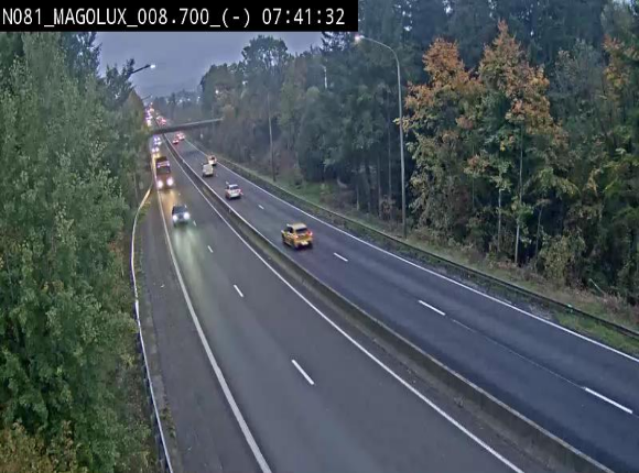 <h2>Webcam sur la N81 (E411) à hauteur de la jonction avec la N883. Vue orientée vers Arlon</h2>