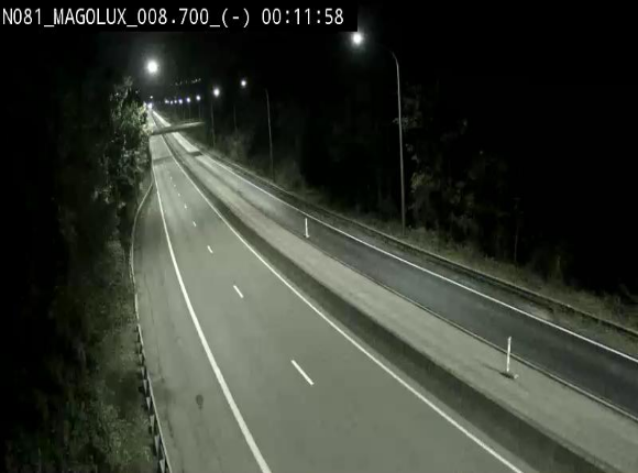 <h2>Webcam sur la N81 (E411) à hauteur de la jonction avec la N883. Vue orientée vers Arlon</h2>