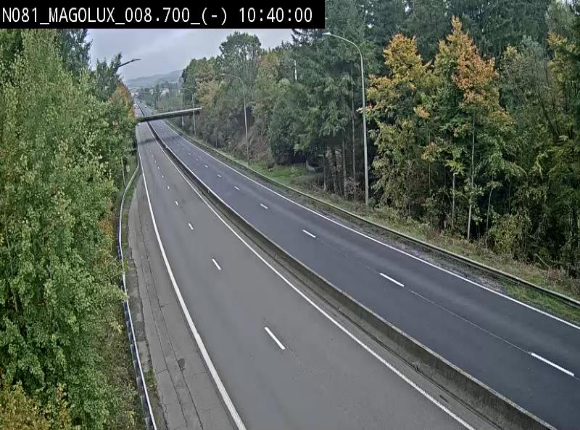 <h2>Webcam sur la N81 (E411) à hauteur de la jonction avec la N883. Vue orientée vers Arlon</h2>