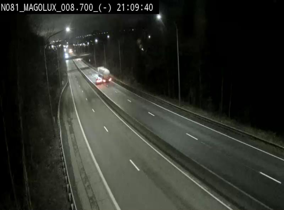 <h2>Webcam sur la N81 (E411) à hauteur de la jonction avec la N883. Vue orientée vers Arlon</h2>