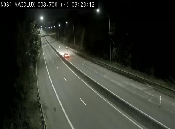 <h2>Webcam sur la N81 (E411) à hauteur de la jonction avec la N883. Vue orientée vers Arlon</h2>