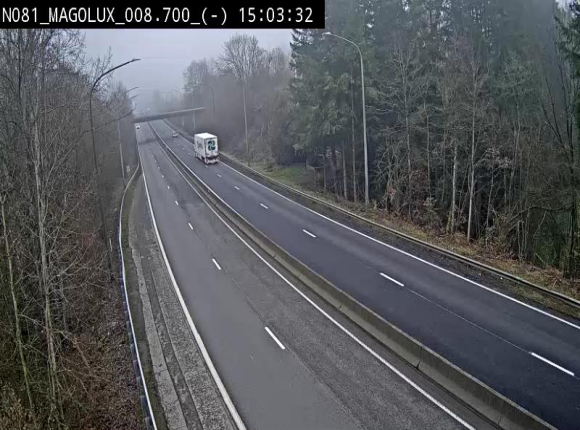 <h2>Webcam sur la N81 (E411) à hauteur de la jonction avec la N883. Vue orientée vers Arlon</h2>