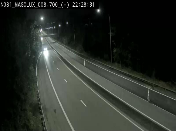 <h2>Webcam sur la N81 (E411) à hauteur de la jonction avec la N883. Vue orientée vers Arlon</h2>