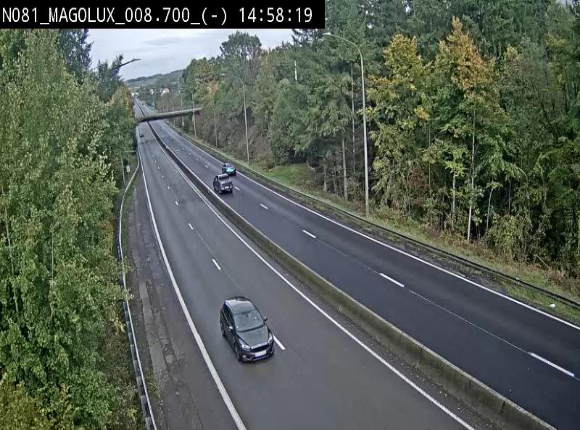 <h2>Webcam sur la N81 (E411) à hauteur de la jonction avec la N883. Vue orientée vers Arlon</h2>